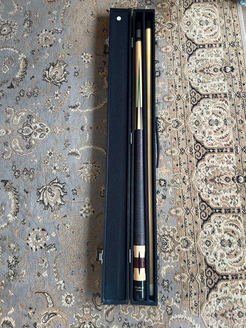 ルカシー　ビリヤードキュー（美品） Lucasi + Adam社ハードケース付