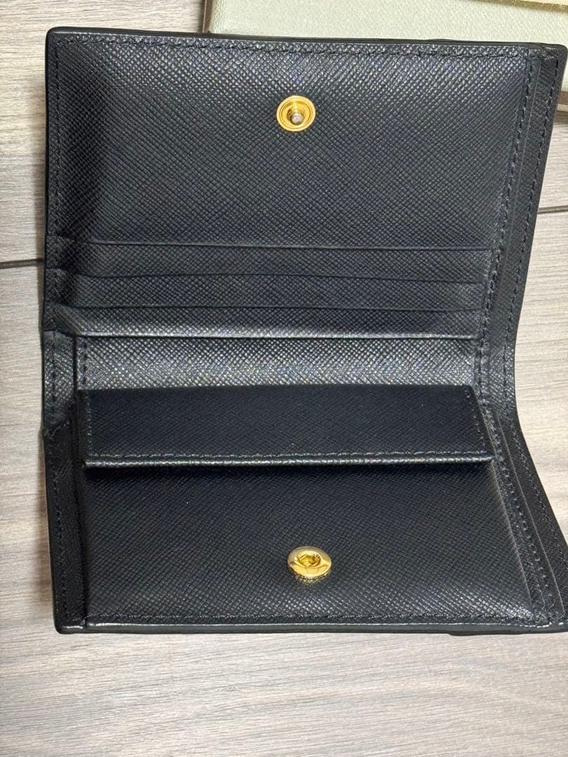 MARNI 2つ折り財布