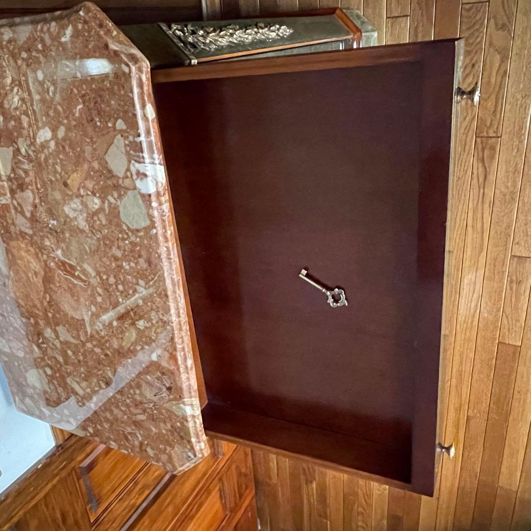 イタリア製 大理石天板 象嵌細工 キャビネット☆バーズアイ杢目 真鍮装飾☆引出付