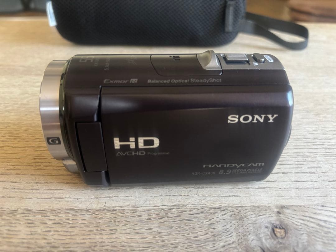 SONY HDR-CX430V ハンディカム本体、32GBメモリ&三脚付き