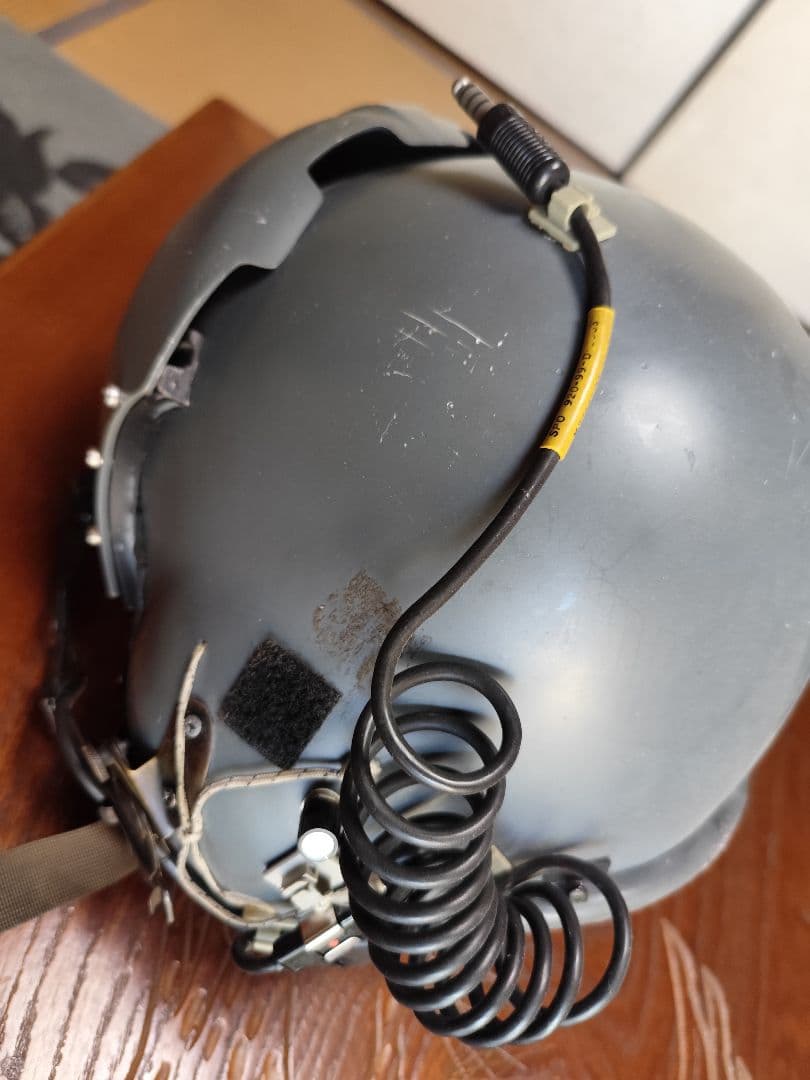 軍用ヘリコプターパイロットヘルメット