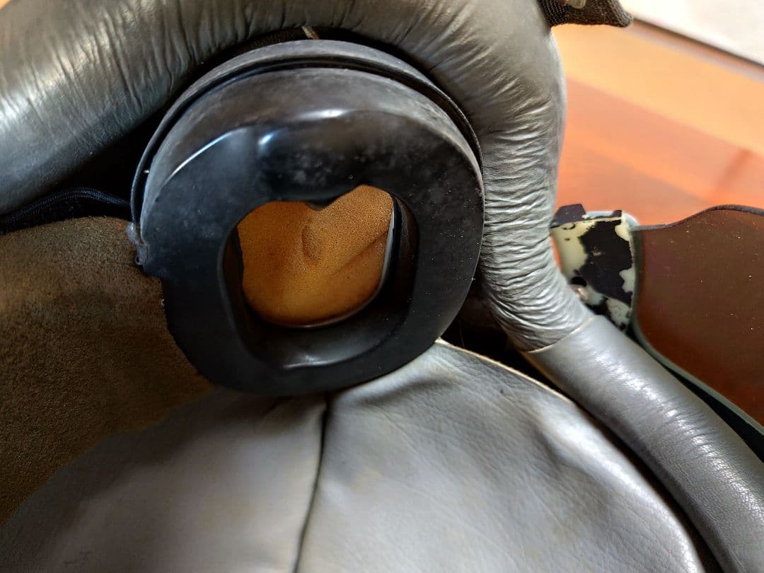 軍用ヘリコプターパイロットヘルメット