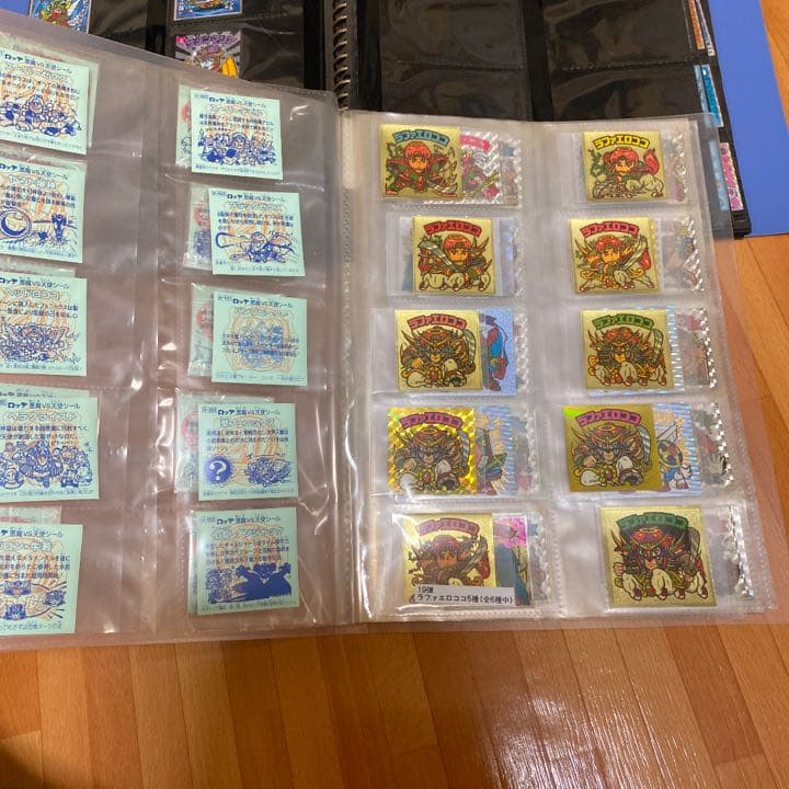 ビックリマン旧。復刻。2000その他色々です600枚近くありますバラ売り不可