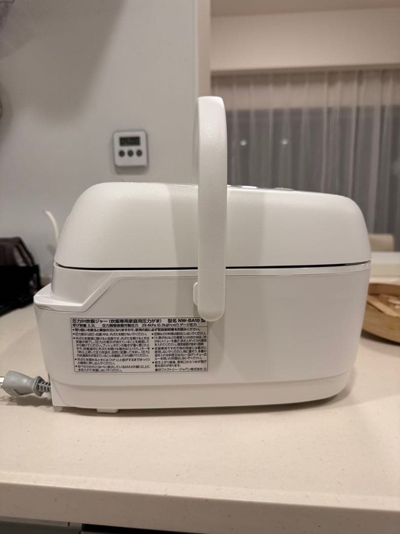 【訳アリ】象印　圧力IH炊飯器 NW-BA10 ホワイト