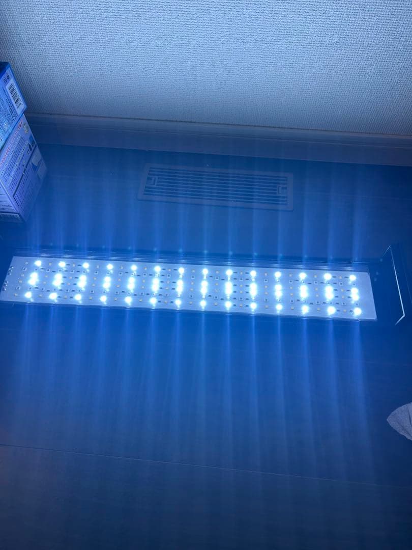 Vinta 600LEDライト リモコン付き