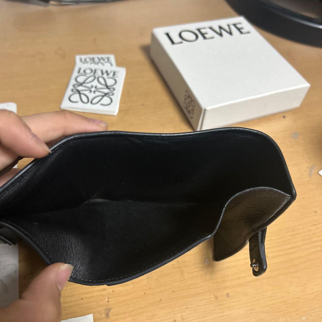 ロエベ スモールバーティカルウォレット