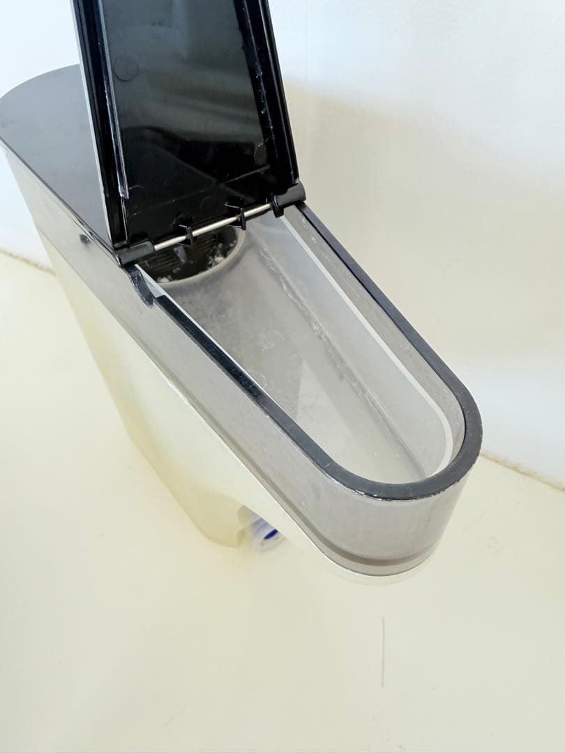 クロちゃん ロレアルスチームポッドストレートアイロン未使用のカードリッジ付