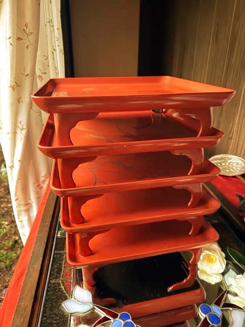 2209様感謝‼️特別価格‼️節目JAPAN GOZENGOLDすすき沈金朱御膳5客