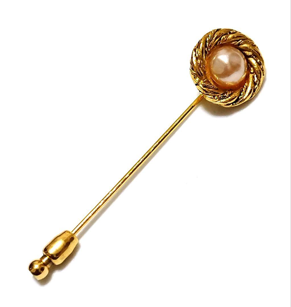 REE 　 　　　　　　　　　シャネル パール ピンブローチ ピンバッジ