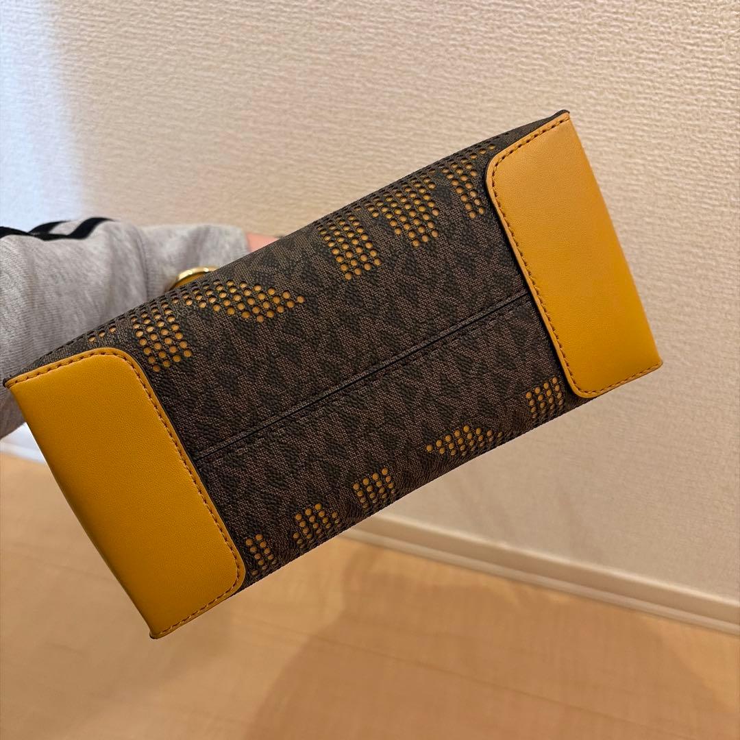 マイケルコース ハンドバッグ