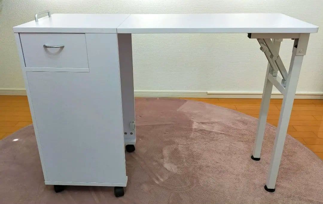 エトゥベラ　ネイルテーブル　折りたたみネイルデスク
