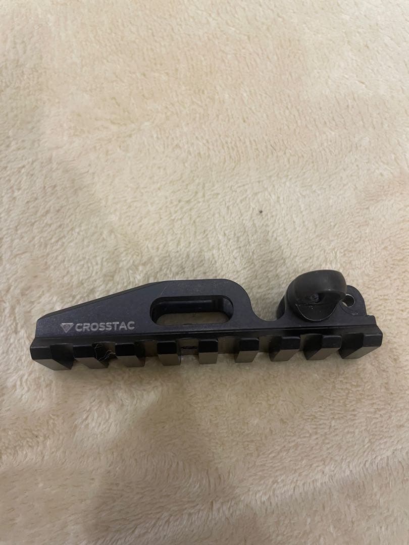 CROSSTAC レールマウント　実物