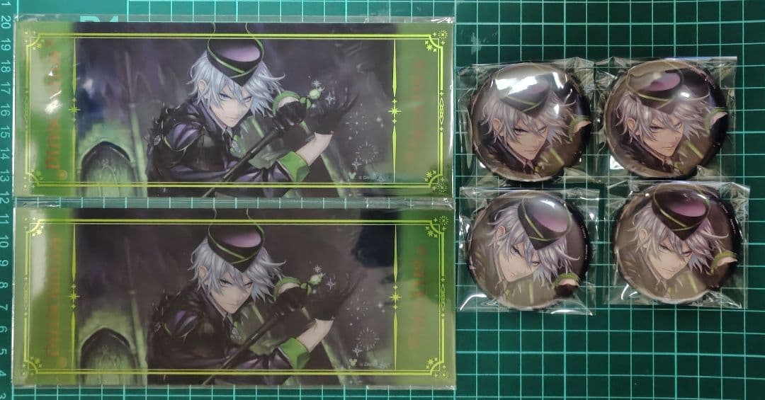 シルバー ツイステ 箔押し ビッグクリアカード 缶バッジ寮服 セベク