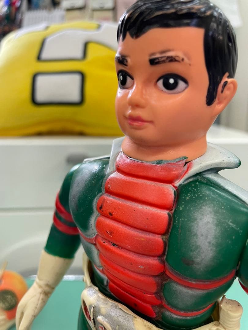 希少　仮面ライダーV3 ソフビ(面取れ) 当時物　マフラー無し