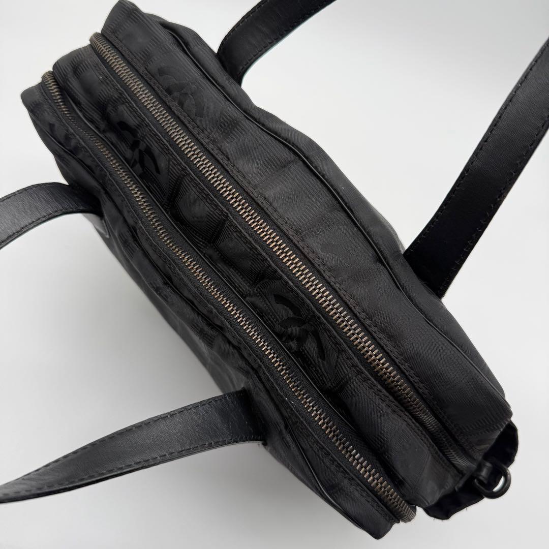 シャネル ニュートラベルライン ココマーク レザー 2way ハンドバッグ 黒