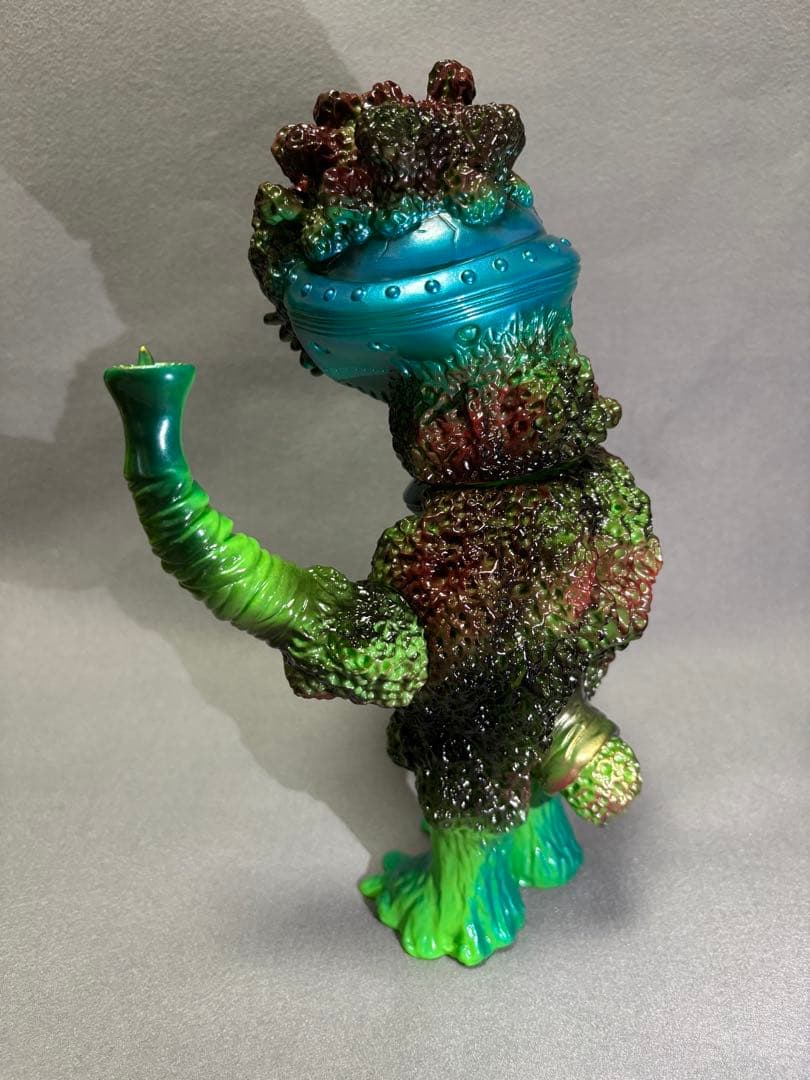 ZOLLMEN 円盤怪獣マザー 黄緑成型