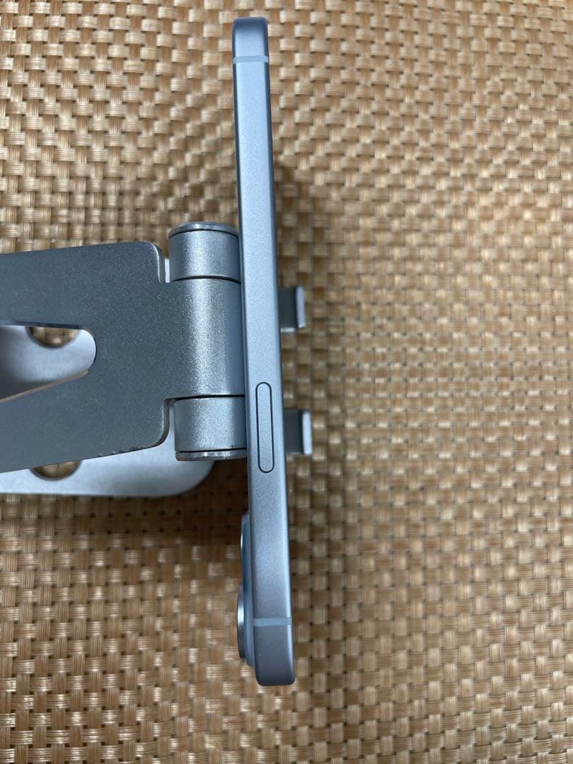 iPhone 15 128 GB ブルーSIMフリー【5518】