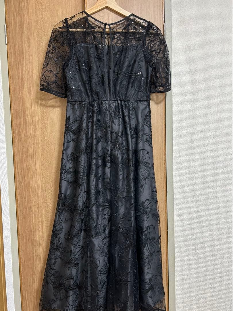 【AIMER】 ビオラモチーフスパンコール刺繍ドレス ワンピース