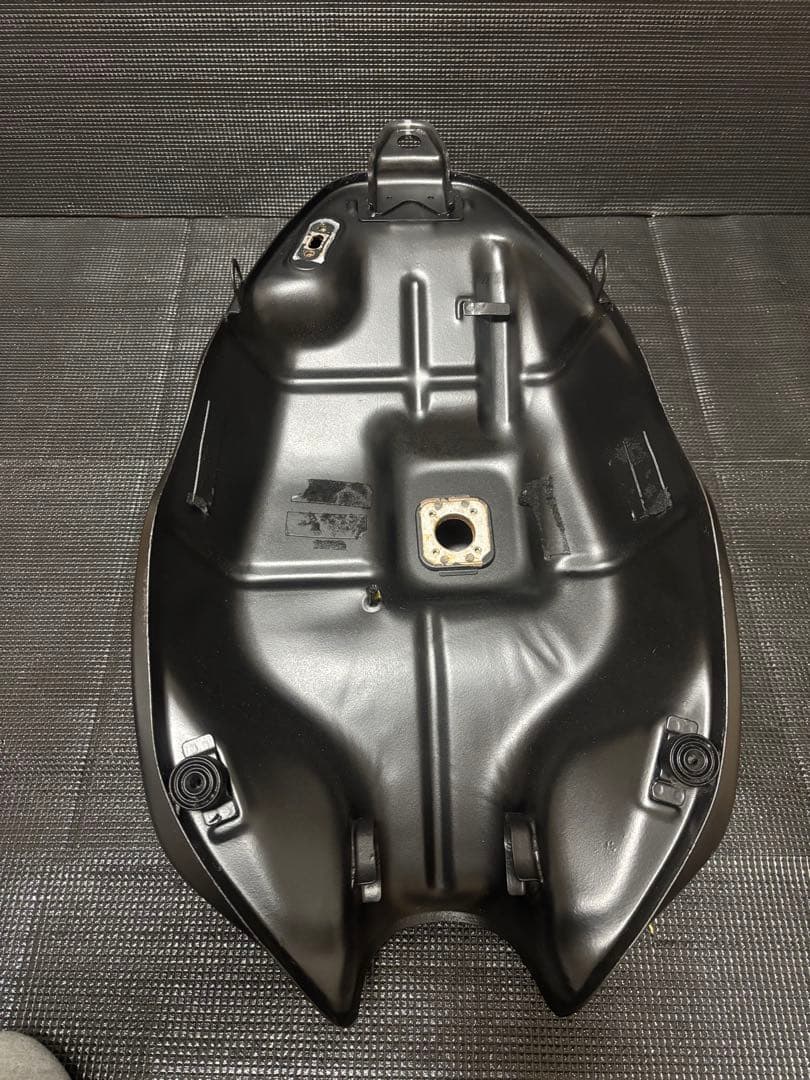 Kawasaki バリオス 2型 純正タンク