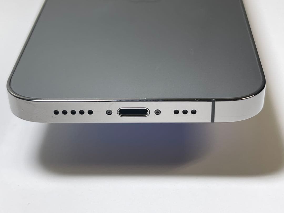 iPhone 12Pro グラファイト 256 GB Sim Free!