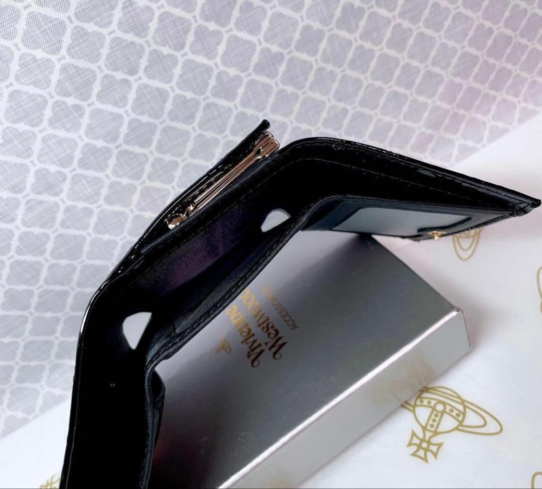 【大人気✨️ショッパー付】新品 Vivienne Westwood エナメル黒