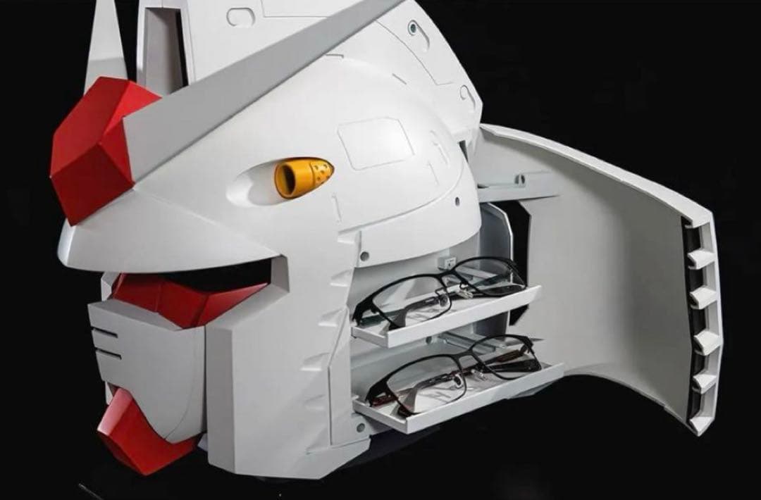 OWNDAYS(オンデーズ) ガンダムヘッド型メガネケース