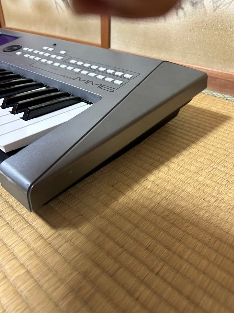 ヤマハ シンセサイザー MM6