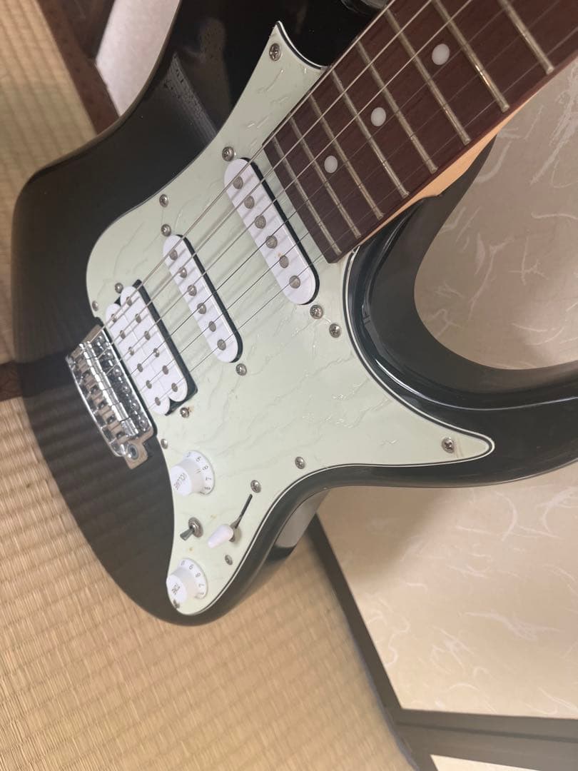 （中古）Ibanez AZES40-BK エレキギター　スタンド付き