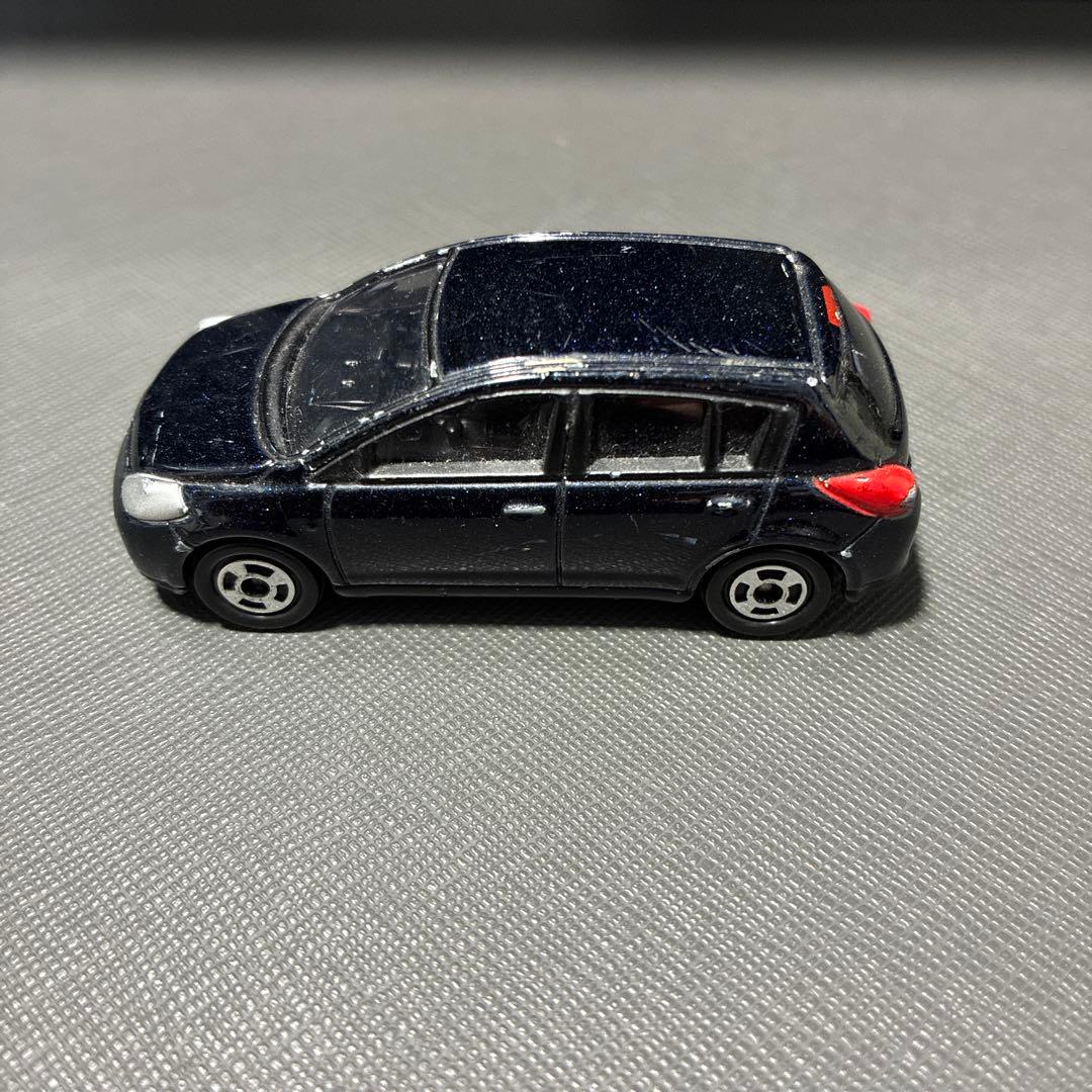 トミカ 日産 ティーダ カラーサンプル 非売品