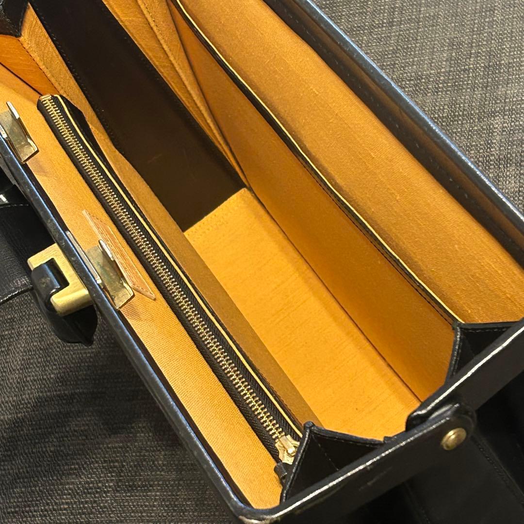 レザー ビジネスブリーフケース 黒