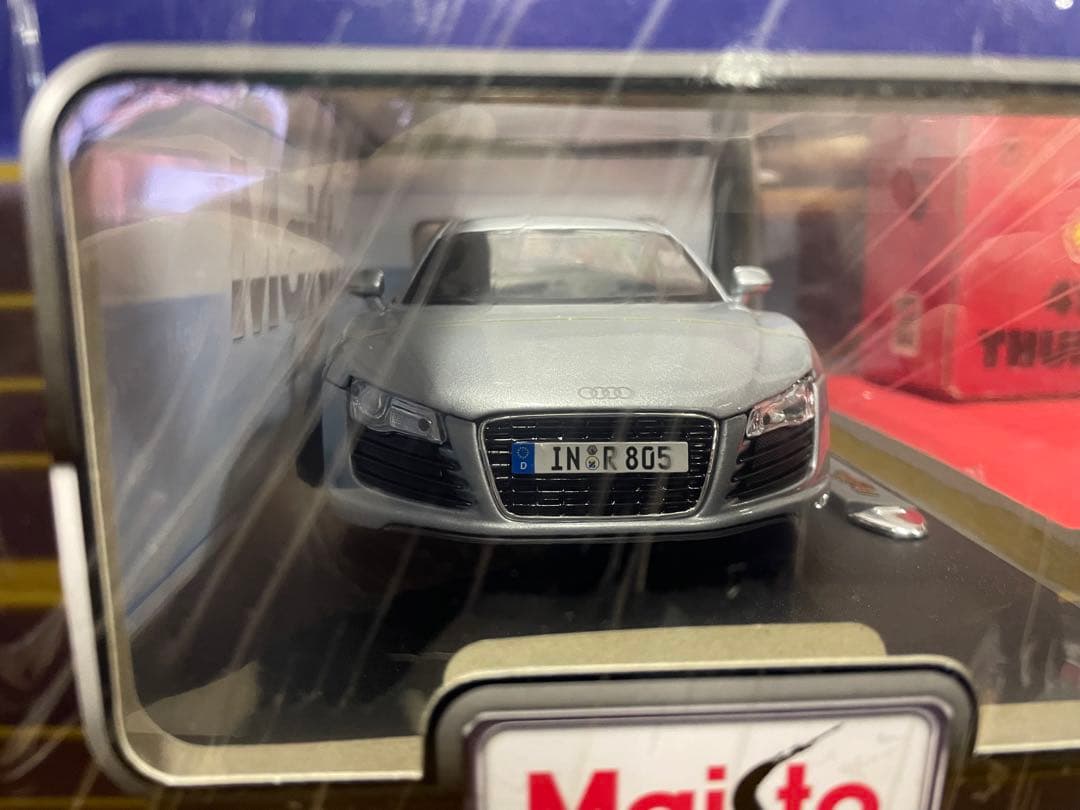 マイスト　Audi  R8