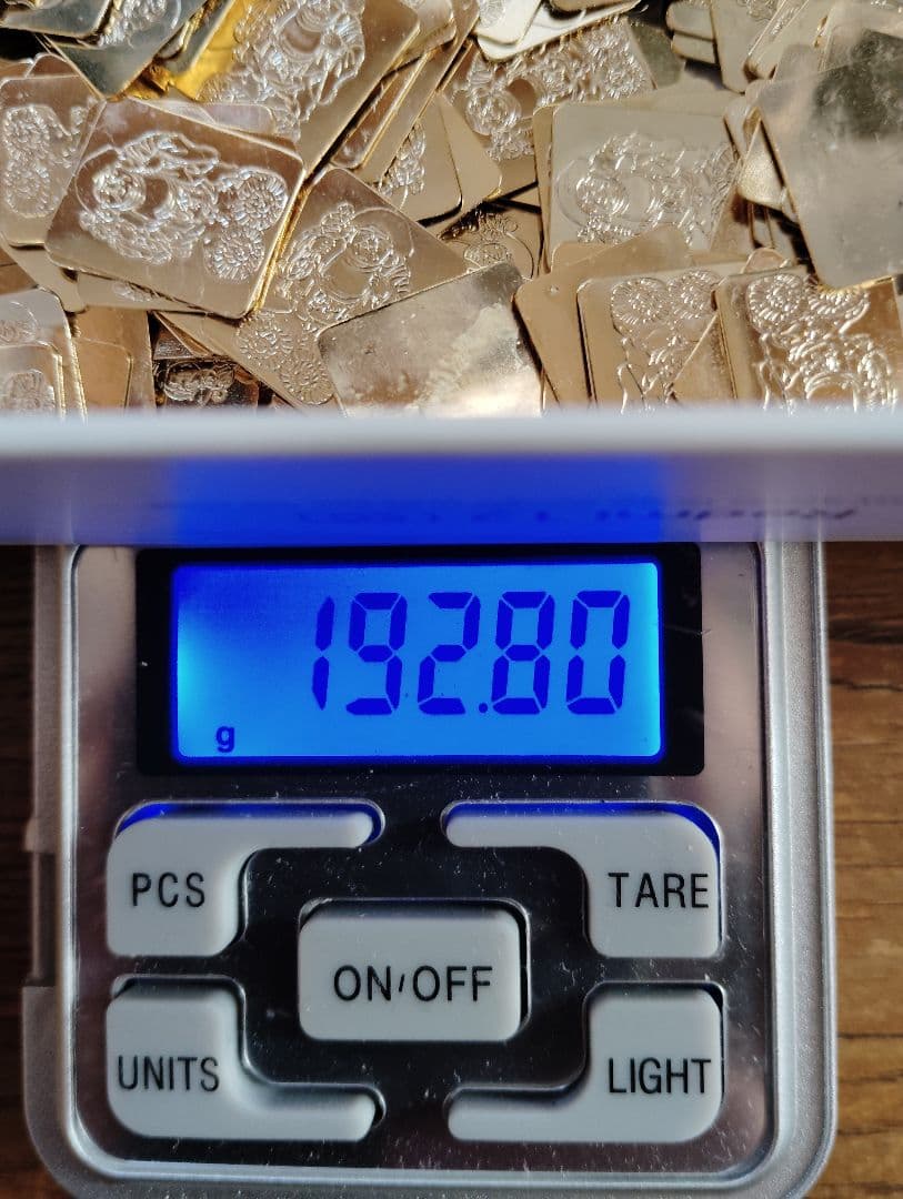 銀製品　プレート約300枚 192.80g