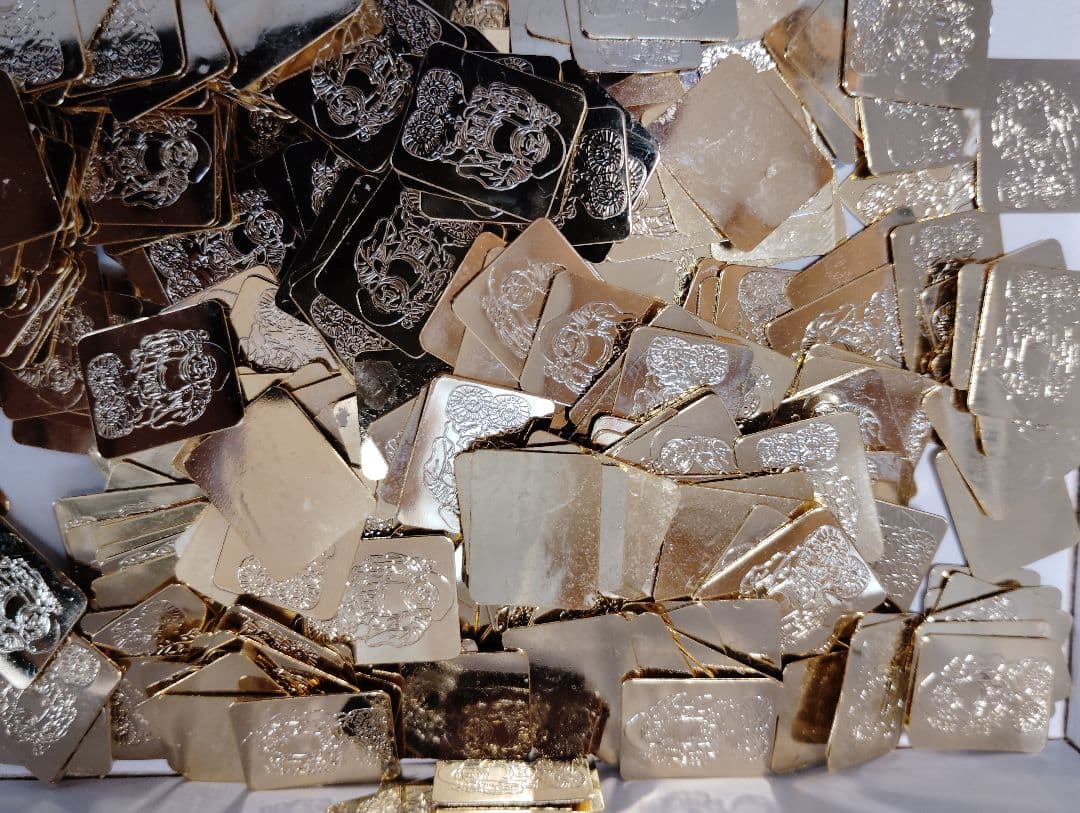 銀製品　プレート約300枚 192.80g