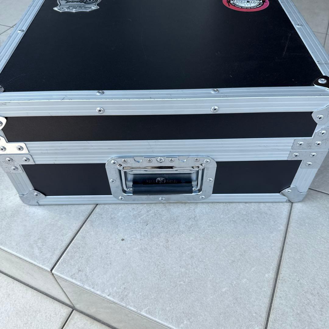 DJ機材ケース 中型 アルミ製 ステッカー付き