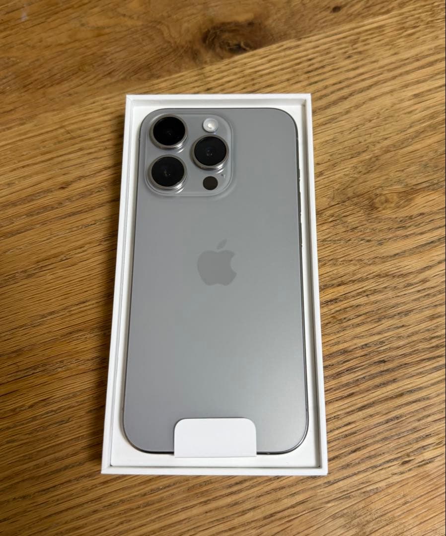 Apple iPhone 15 Pro 256GB SIMフリー　本日価格