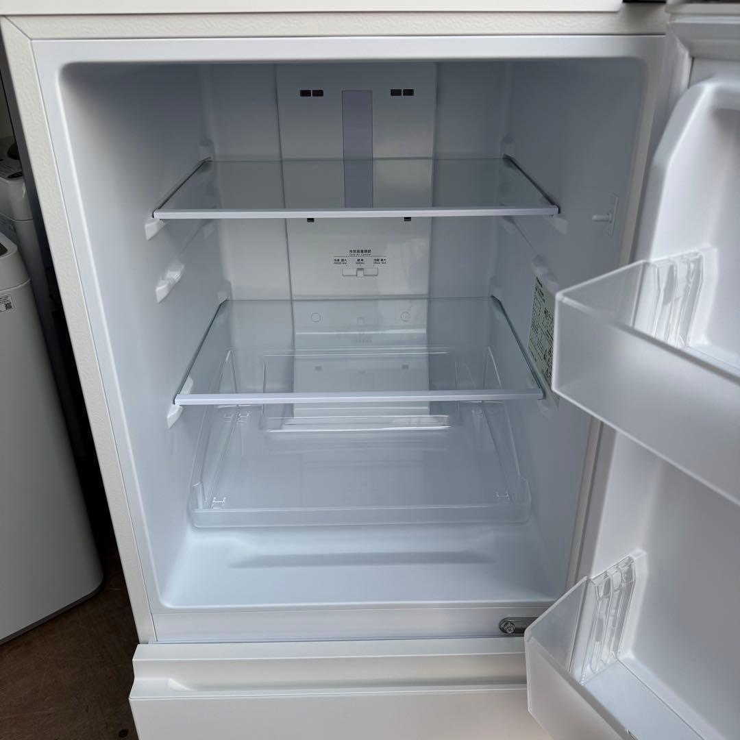 C7304★2024年製★ほぼ新品★パナソニック冷蔵庫インバーターマットホワイト