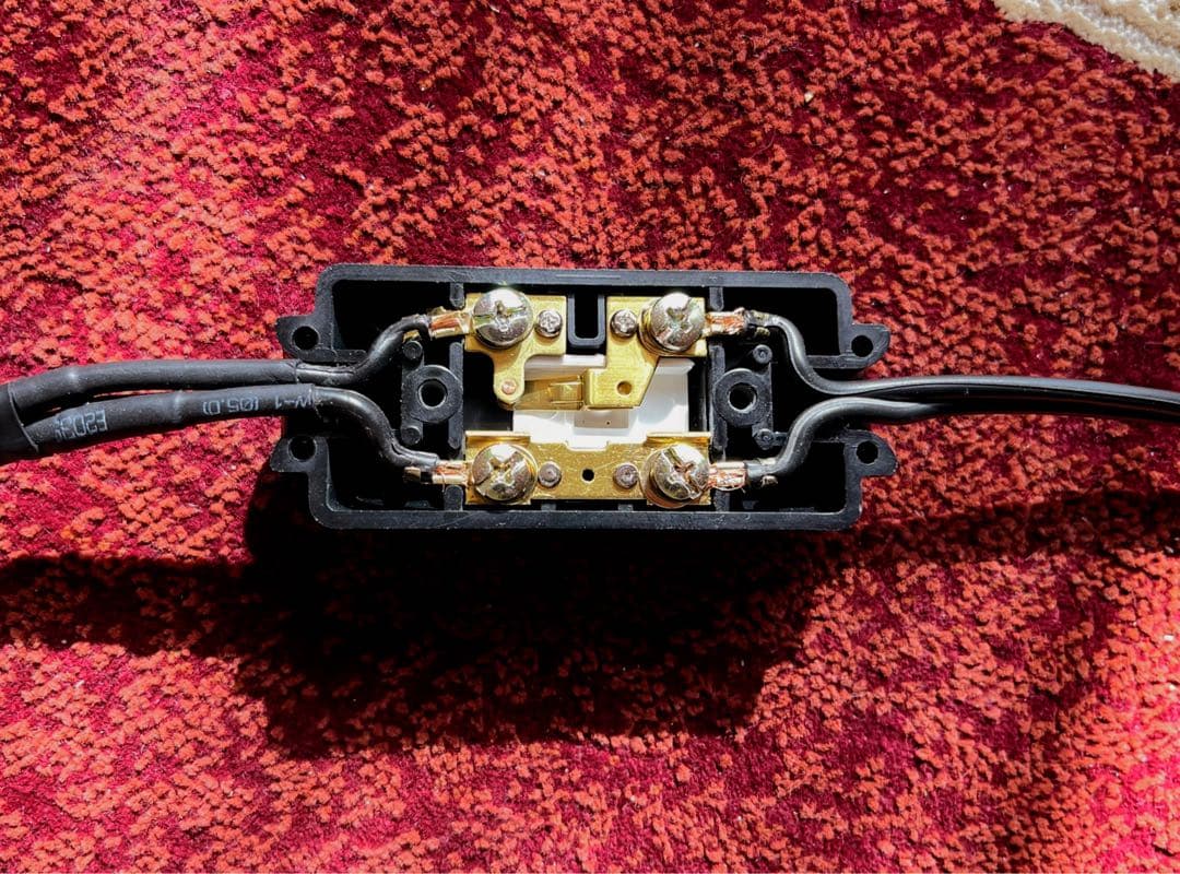 【幻想的に光るJBL】JBLロゴライト 3Dアクリル