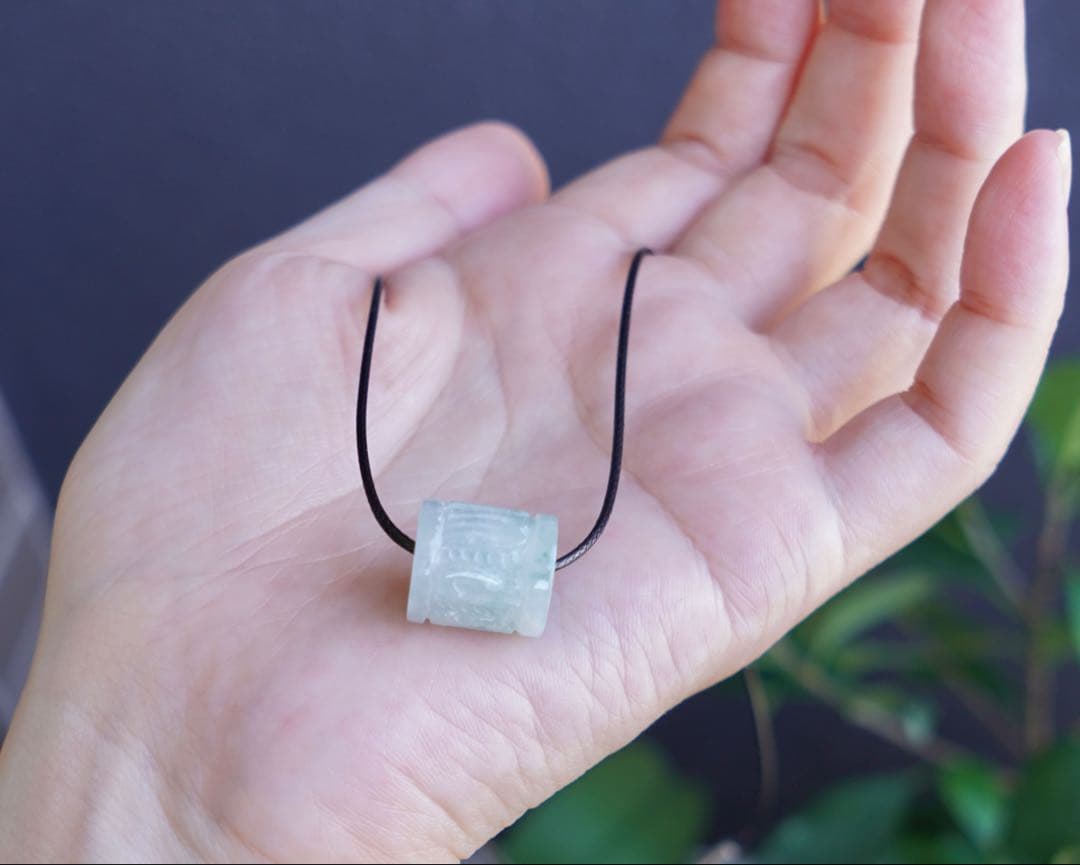 ☘本翡翠　氷種❄️六字真言　ルース⭐️路路通⭐️ネックレス　新品　0154