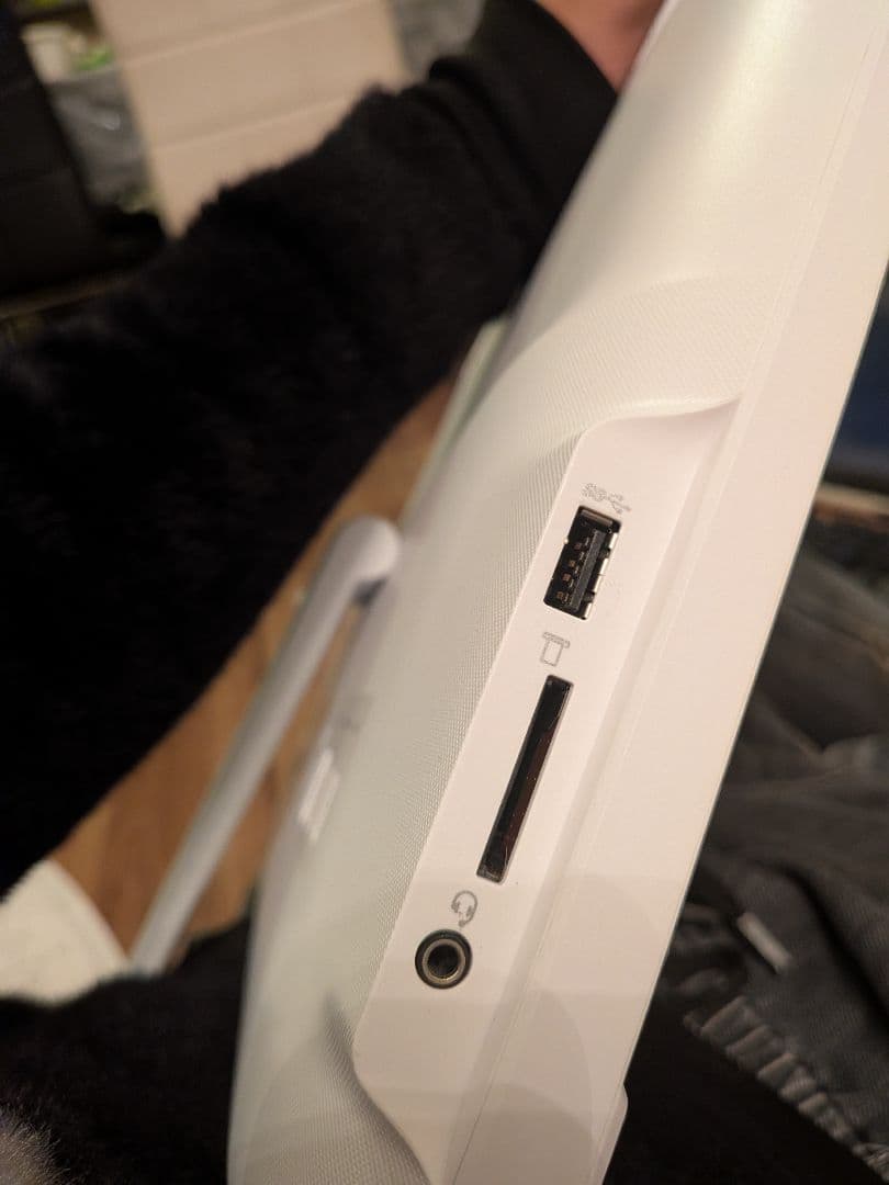 Lenovo 310-20IAP 一体型PC i3 4GB HDD500GB