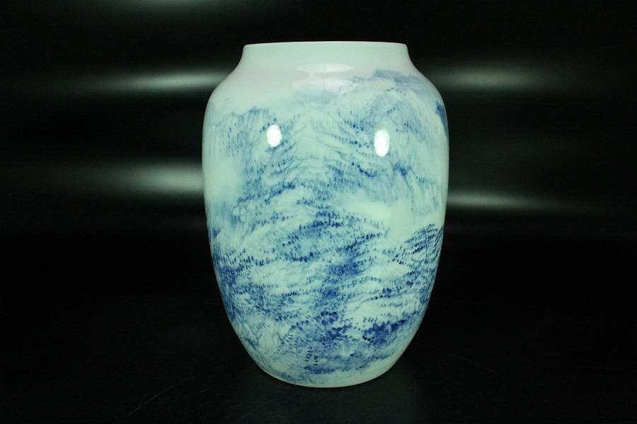 中国美術 青花 湖山清遠 景徳鎮 在銘 花器(K-A389)