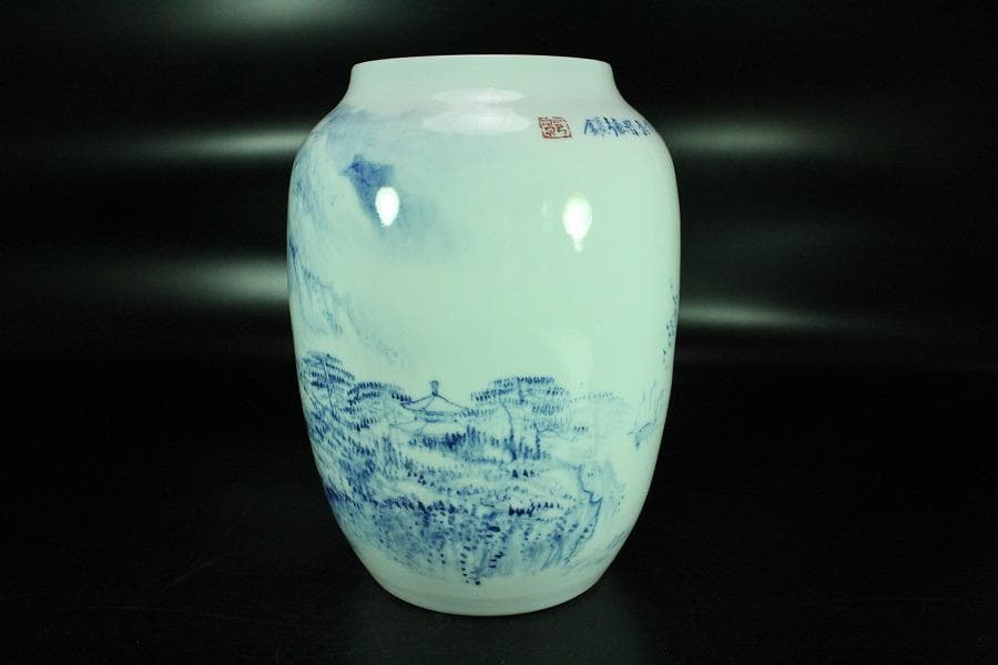 中国美術 青花 湖山清遠 景徳鎮 在銘 花器(K-A389)