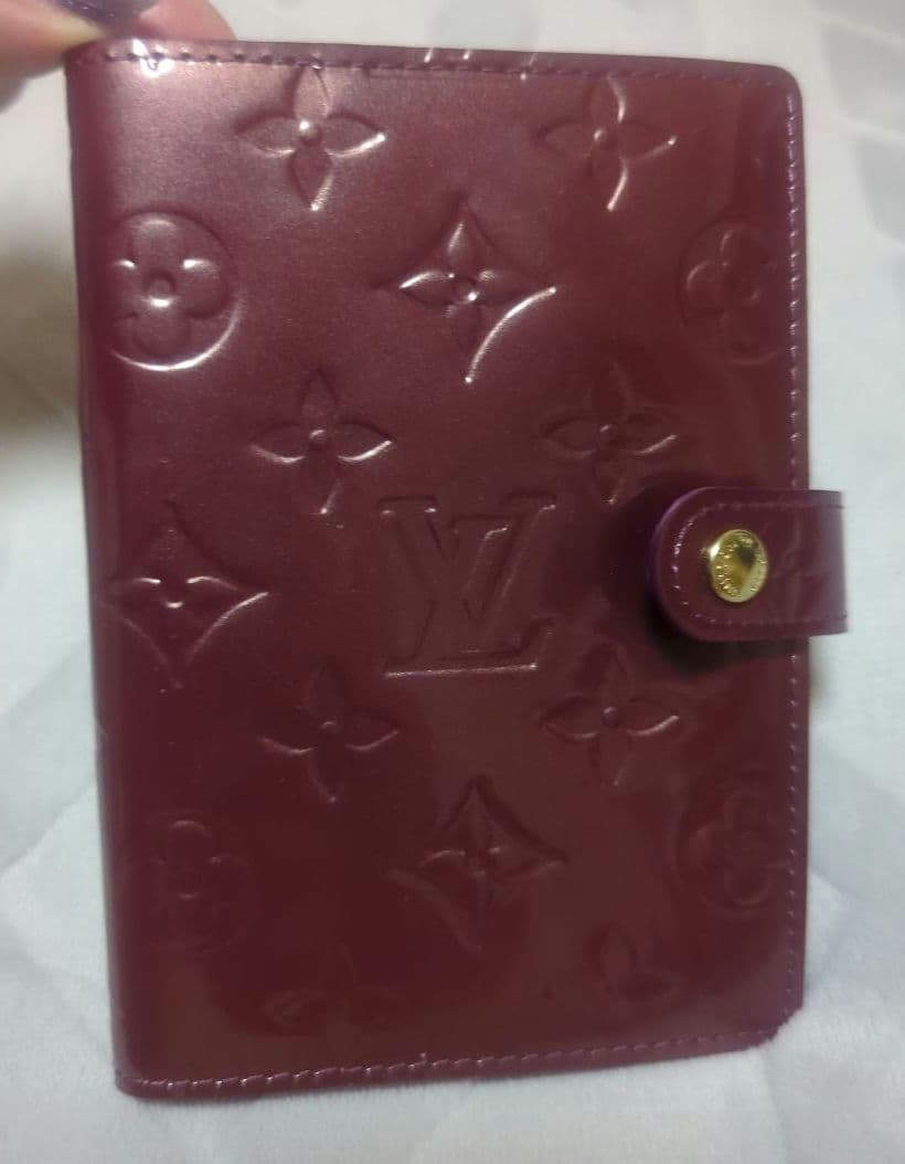 Louis Vuitton ルイヴィトン 手帳カバー ヴェルニ 6穴式 エナメル