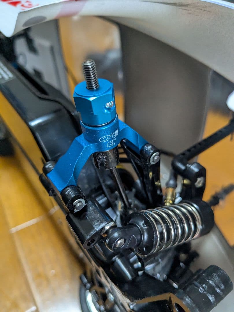 タミヤ　ポルシェボディ　TT-02　ホビーウイングESC ブラシレスモーター