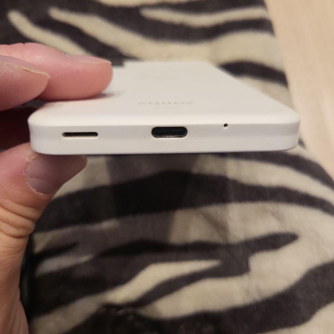 AQUOS　SH-51C本体2つ