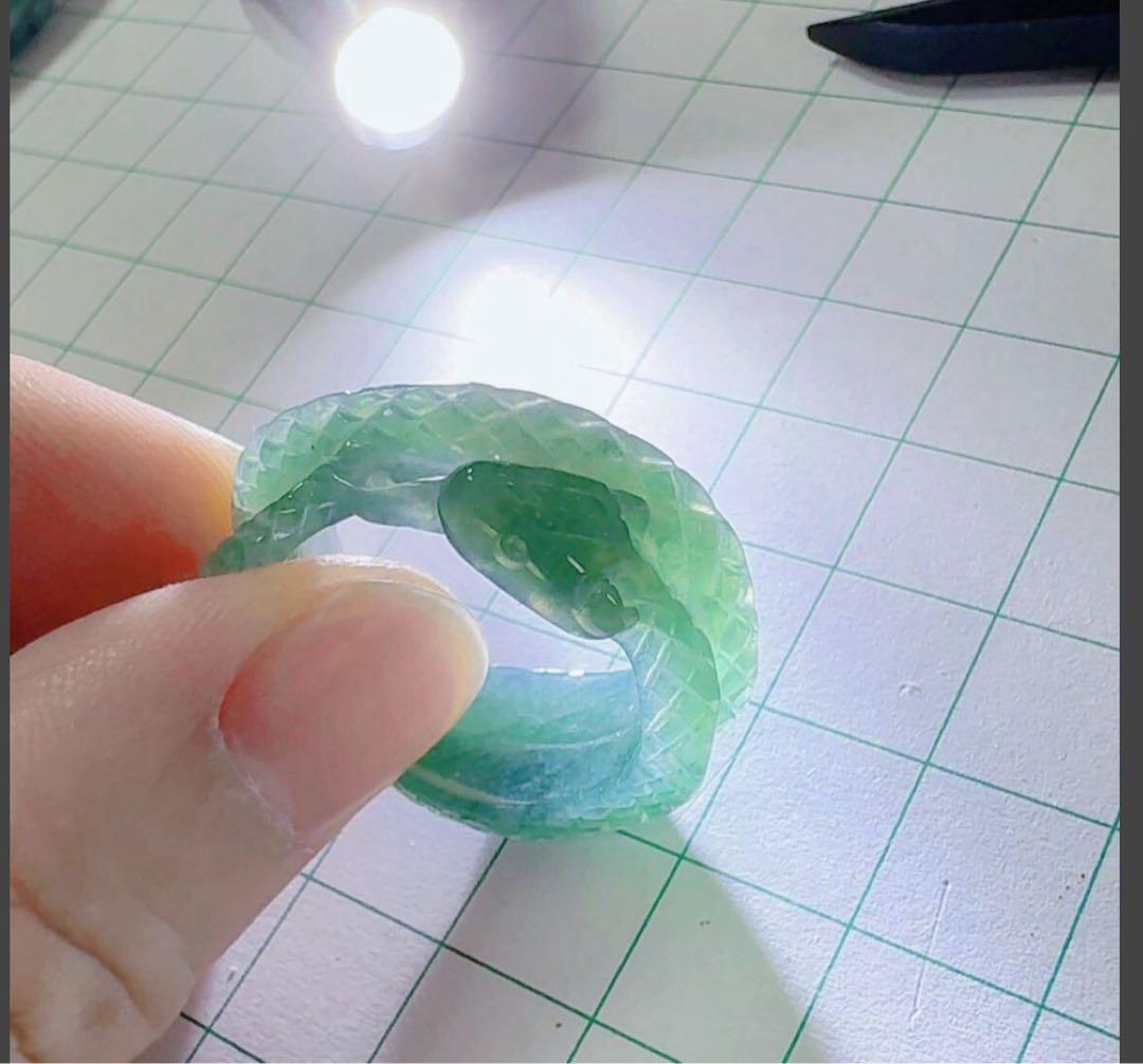 R2-01023天然本翡翠《本物保証》 藍水翡翠 ヘビちゃん指輪約21～22号