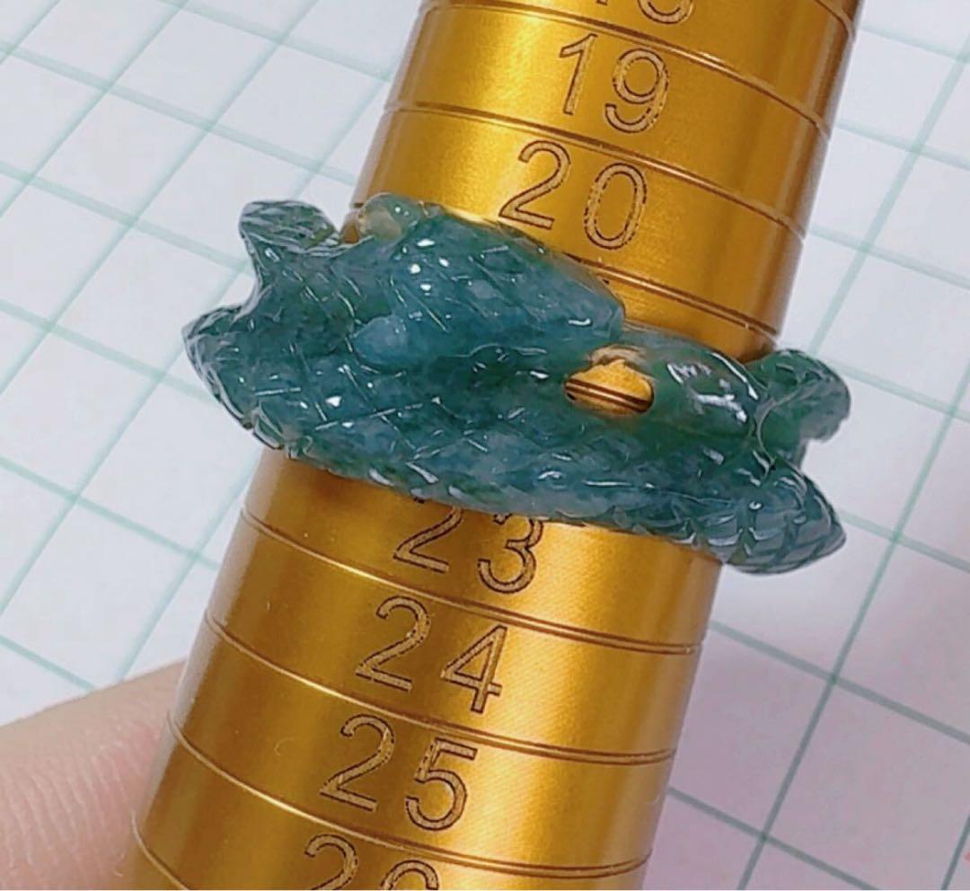 R2-01023天然本翡翠《本物保証》 藍水翡翠 ヘビちゃん指輪約21～22号