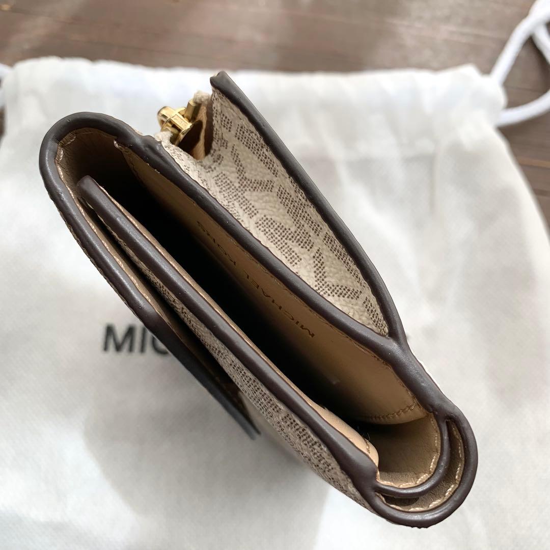 新品未使用 マイケルコース 三つ折り財布 シグネチャー ベージュ バニラコンボ