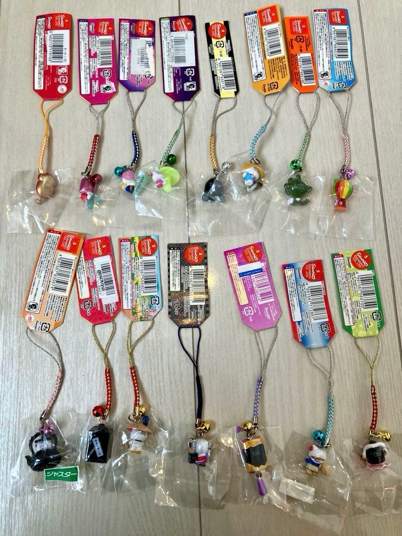 激レア◆新品未使用ご当地キティストラップまとめ売り36個セット根付けコレクション