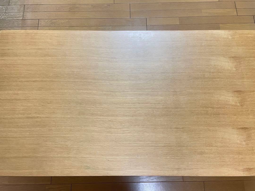 リビングでもダイニングでもつかえるテーブル・２・オーク材