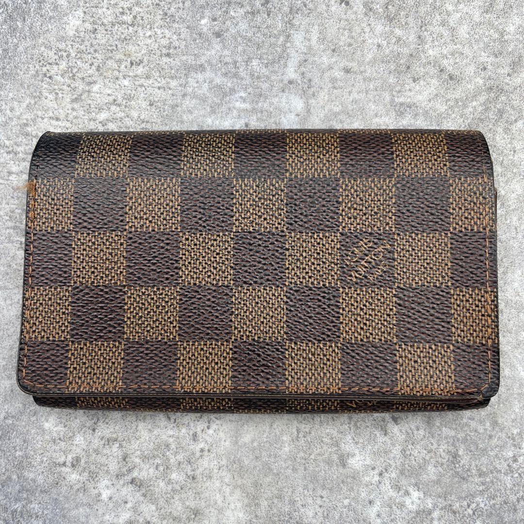 ルイヴィトン　ダミエ　折り財布　ラウンドファスナー　レザー　ブラウン　茶色